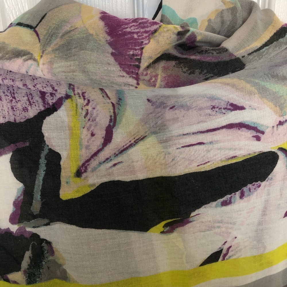 Abstract Multicolor Scarf/Wrap - Picture 2 of 6